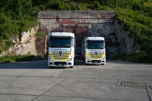 Lastwagen
